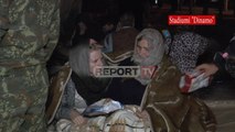Report TV - Frika nga tërmeti, rreth 500 banorë kalojnë natën në çadra: Ishin momente të tmerrshme
