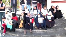 Çocukları dağa kaçırılan ailelerin HDP önündeki eylemi 20'nci gününde