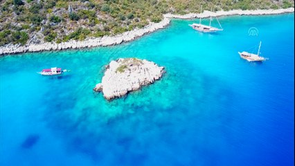 Akdeniz'in derinliklerindeki tank ilgi görüyor - ANTALYA