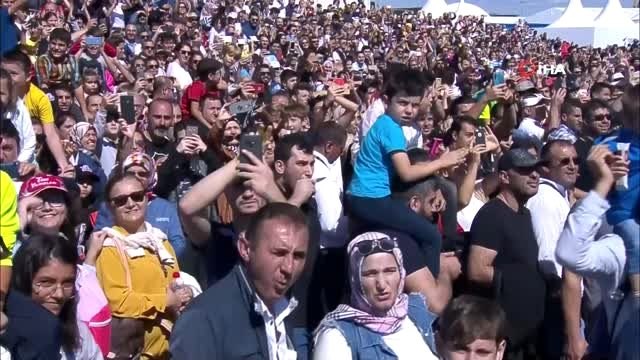 Festivalin son gününde Solo Türk ve Türk Yıldızları'ndan nefes kesen gösteri