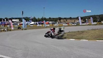 Türkiye Süpermoto Şampiyonası'nın 4. ayak yarışları Uşak'ta başladı