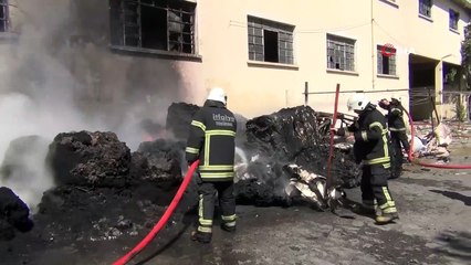 Çorlu’da geri dönüşüm deposunda yangın