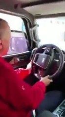 direksiyon dönünce araba neden dönmüyor