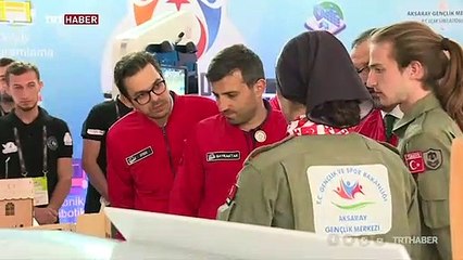 Kasapoğlu, Eren ve Bayraktar TEKNOFEST stantlarını gezdi, bilgi aldı