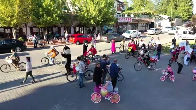 Süslü Kadınlar Bisiklet Turu etkinliği