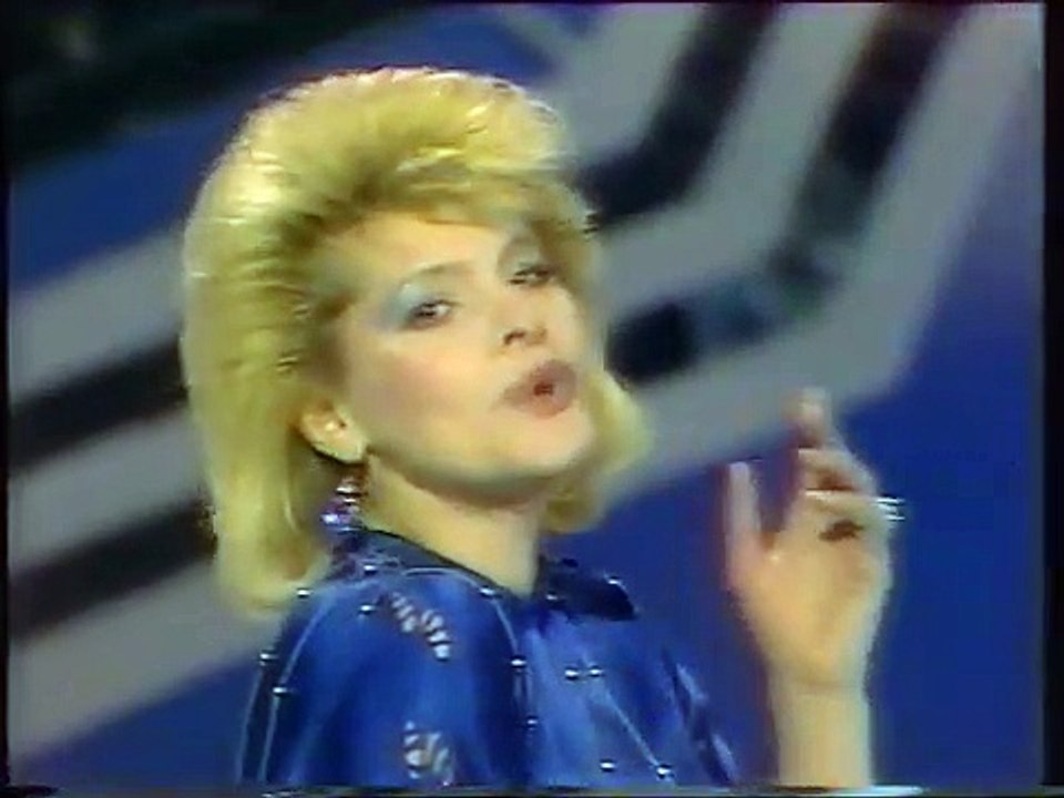 Hanka Paldum  i Juzni Vetar - Nema kajanja (Video)