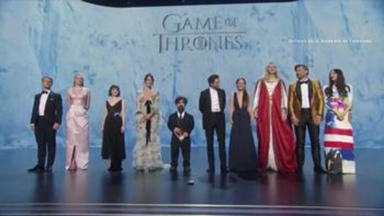 "Juego de Tronos" triunfa pero no brilla en los Emmy de las sorpresas