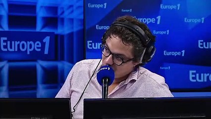 Il y en a marre des joueurs de foot qui se regardent le nombril !