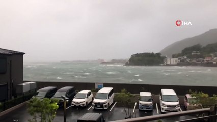 - Japonya’da Tapah Tayfunu: 30 Yaralı