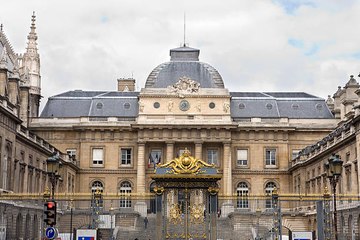 Procès des 5 jihadistes présumées de l'attentat raté à Notre-Dame