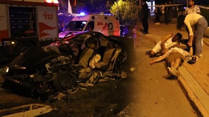 Araçlar birbirine girdi, üniversite öğrencisi hayatını kaybetti!