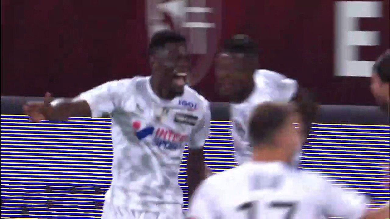 But Bakaye DIBASSY (53') FC Metz - Amiens SC (1-2)