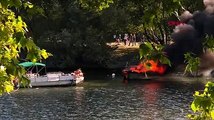 Thames Nehri’nde tekne yandı, yolcular nehre atlayarak kurtuldu