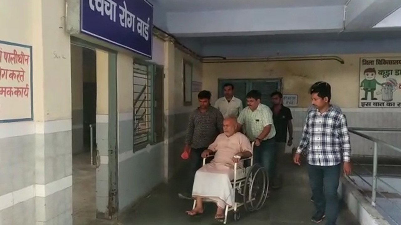 यौन शोषण के आरोपी चिन्मयानंद की फिर बिगड़ी तबीय...
