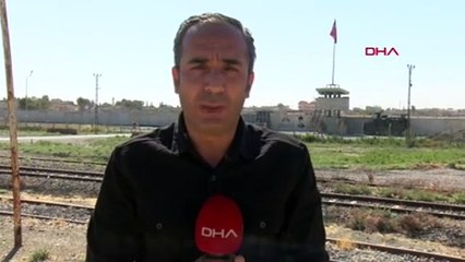 Teröristlerin sınırda bayrak oyunu