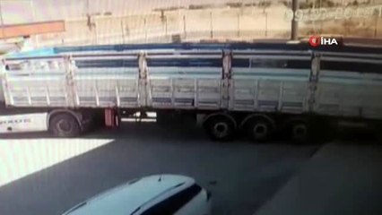 Erzurum'da kahreden kaza...Eşini askere uğurlayan genç kadın, dönüş yolunda hayatını kaybetti