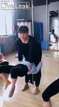 Ce cours de gym est très bizarre en Chine !