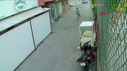 Antalya'da 91 yaşındaki kadının başına çekiçle vurup gasbeden saldırgan yakalandı