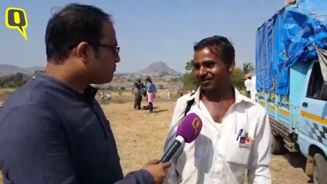 Farmers of Maharashtra march from Nashik to Mumbai to protest against the Fadnavis Govt.