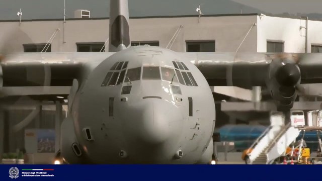 Roma - Emanuela Del Re accoglie a Ciampino 4 pazienti pediatrici libici (23.09.19)
