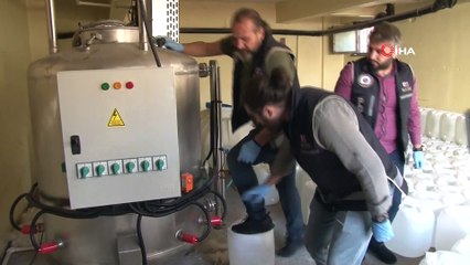 İstanbul'da sahte içki operasyonu: 5 ton metil alkol ele geçirildi