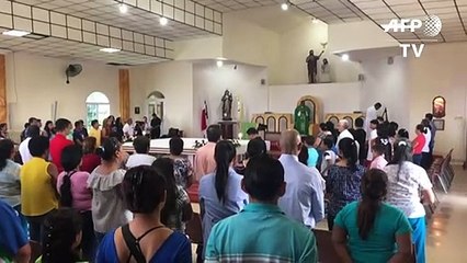 Igreja afasta padres no Panamá