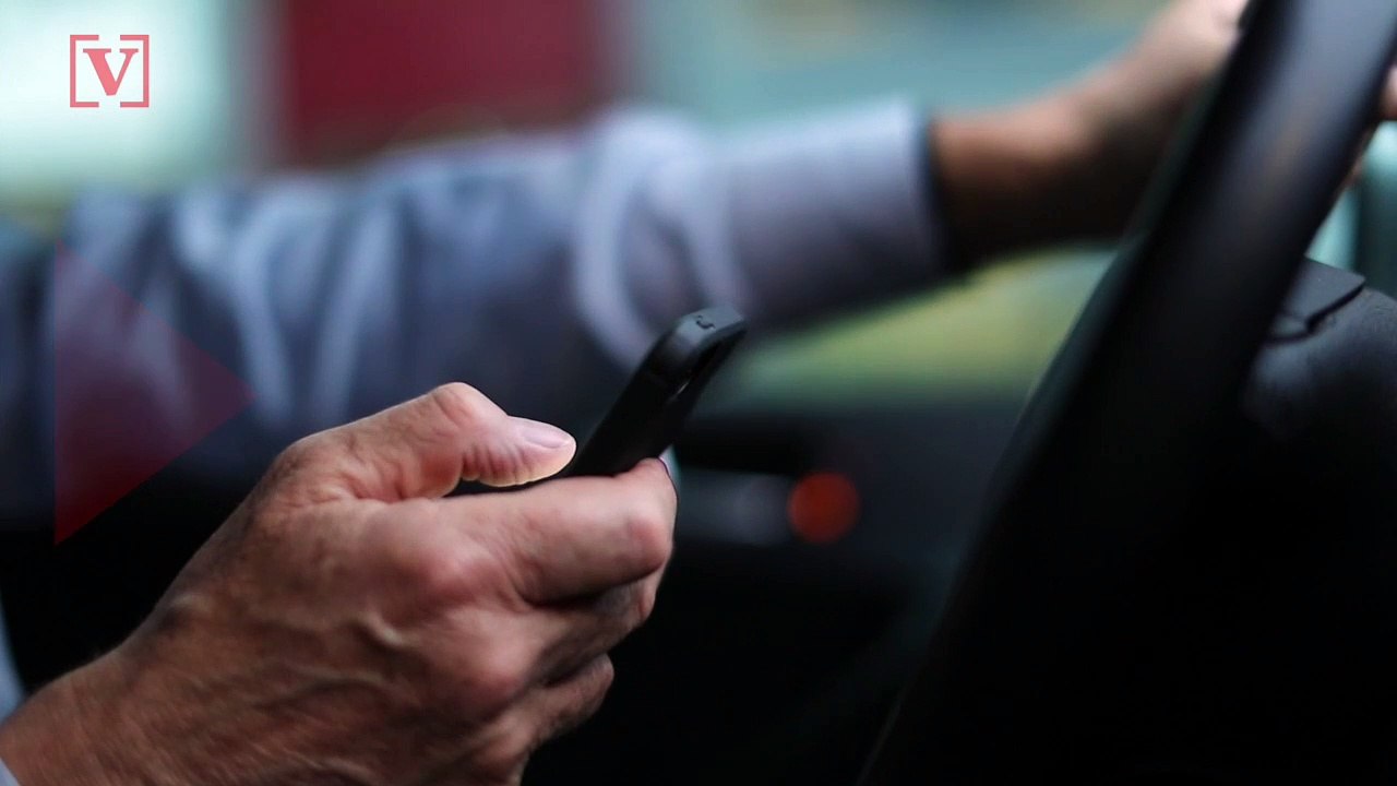 Australia is Catching Drivers Who Text Using AI
