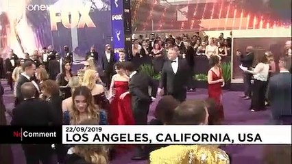 Vestidos e discursos marcam noite de Emmy
