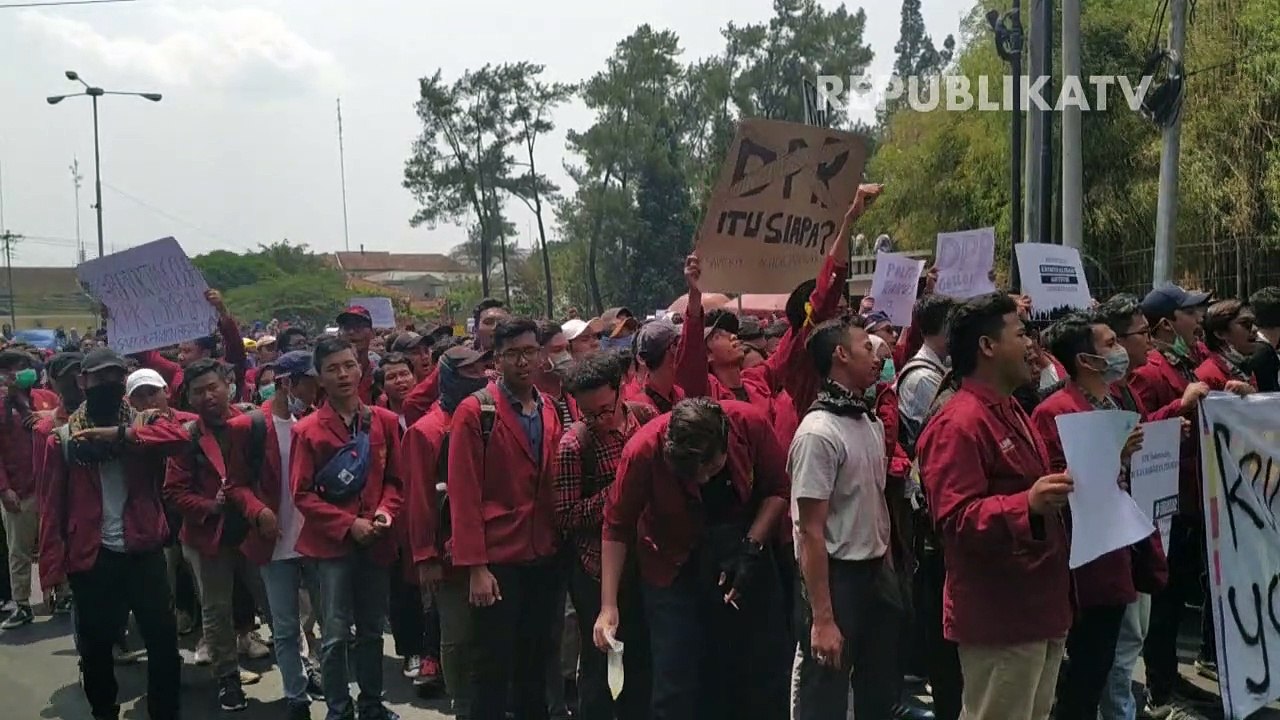 Aksi Gejayan Memanggil Berjalan Meski Ditolak Para Rektor