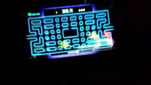 Eu e filhão jogando PacMan