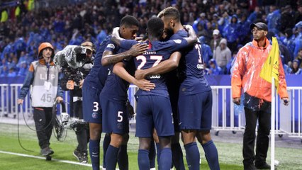 Olympique Lyonnais v Paris Saint-Germain: Inside