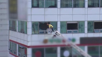 김포 요양병원 불...사망 2명·부상 30여 명 / YTN