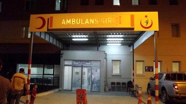 İzmir'de hayır amaçlı dağıtılan tavuk pilavı yiyen 50 kişi hastanelik oldu