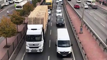 D-100 kara yolundaki kaza ulaşımı aksattı - KOCAELİ