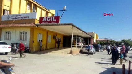 Hatay reyhanlı'da göçmenleri taşıyan minibüs devrildi