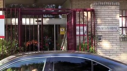 Llegada de Urdangarin al Hogar Don Orione en su segundo día de voluntariado