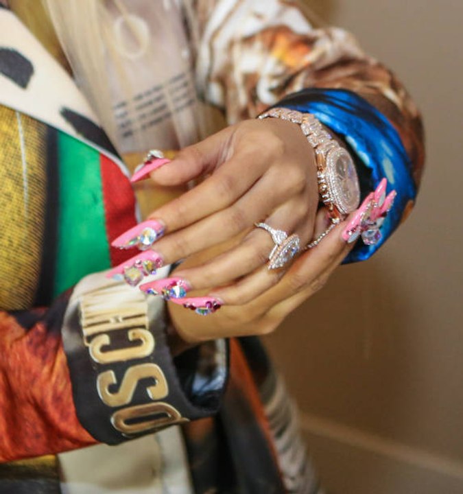 Was ist Nail Art Bling?