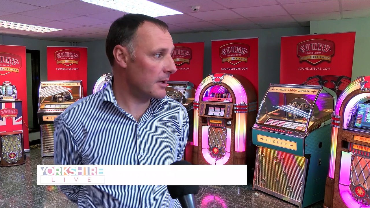 How To Make A Classic Jukebox!
