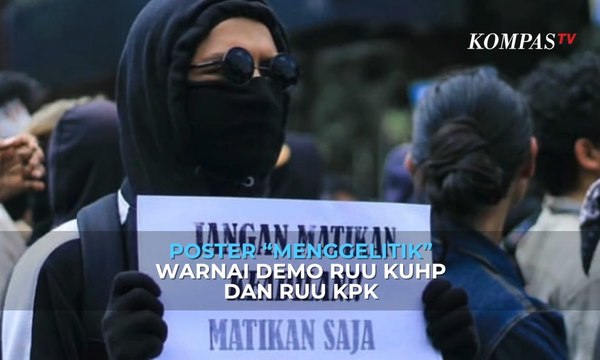 Viral! Poster “Menggelitik” Warnai Demo RUU KUHP dan RUU KPK