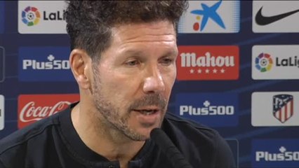 Simeone: "Estamos trabajando con Costa para que pueda mejorar"