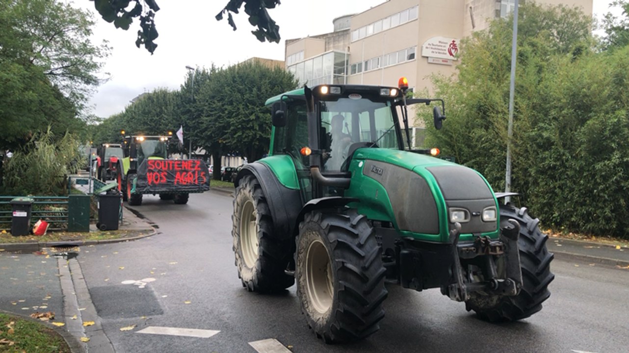 Manifestation des agriculteurs FDSEA et JA à La...
