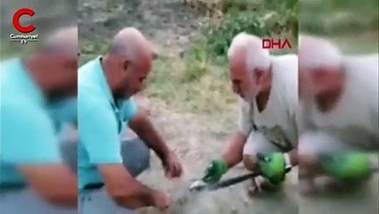 Ağa takıldı... Böyle poz verdiler