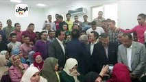 ممكن أتصور معاكم.. مدبولي يمازح طلاب الجامعة التكنولوجية في بني سويف