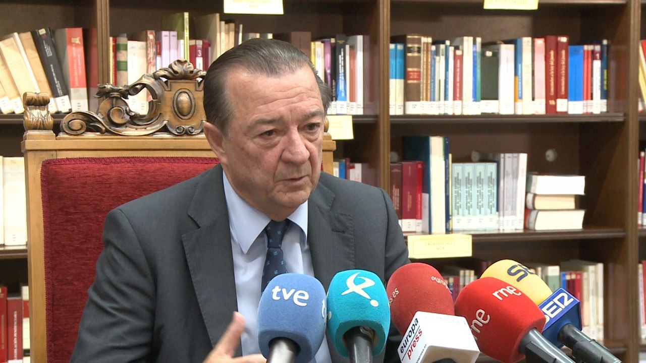 Fiscal de Tráfico: Ciclistas y patinetes también deben cumplir las normas