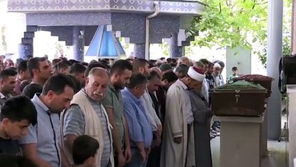 Yük asansörüyle duvar arasına sıkışarak ölen çocuk toprağa verildi - DENİZLİ