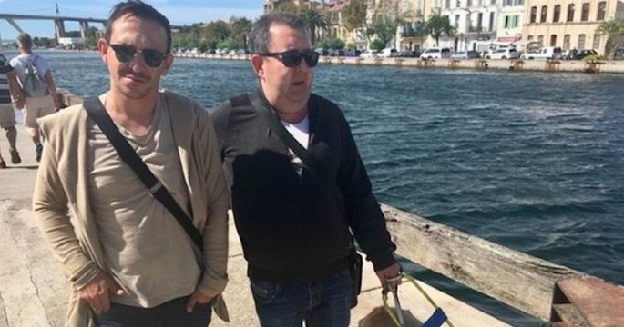 Un non-voyant et sa chienne guide se voient refuser l'accès à une brasserie de Martigues