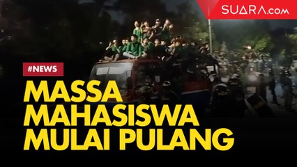 Usai Demonstrasi, Mahasiswa Pulang Sambil Nyanyikan Yel-yel