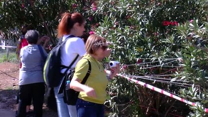 Aya yorgi'ye dileklerinin kabul olması için tırmandılar