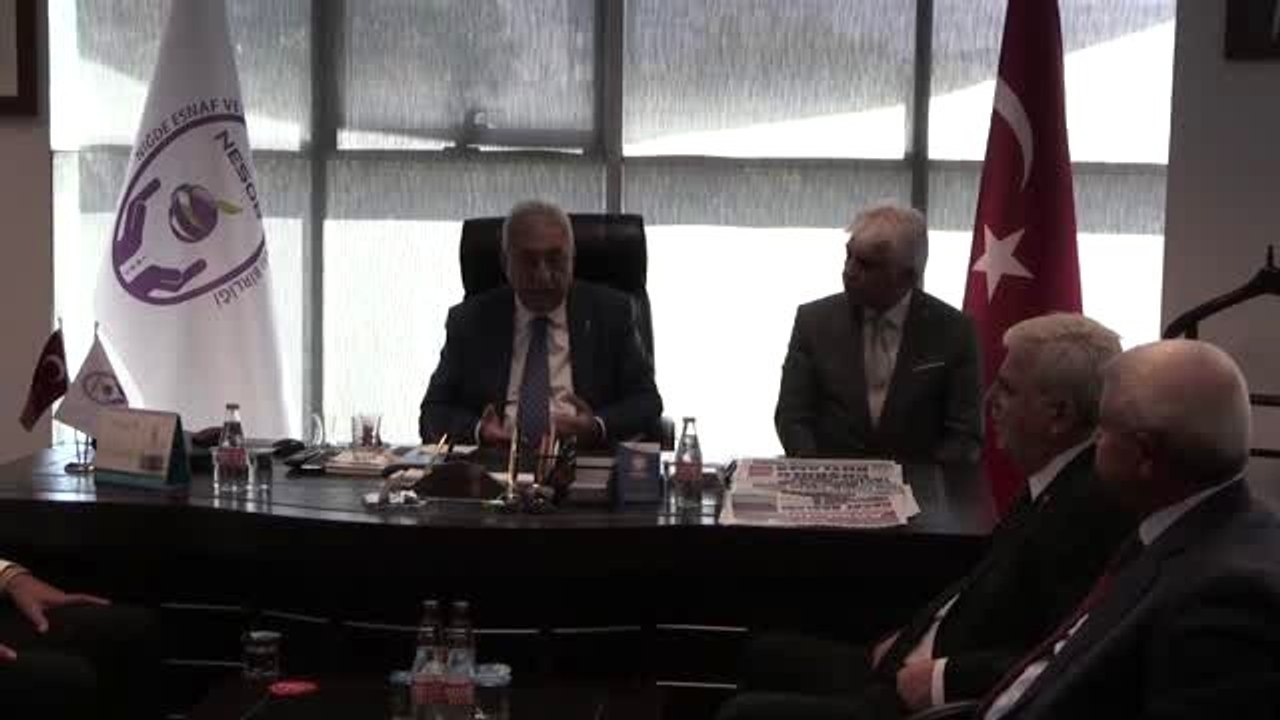Palandöken: "Biz diyoruz ki esnafa ucuz elektrik olsun, sosyal güvenlik primleri en azından yüzde...