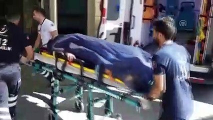 Taş taşıyan kamyon devrildi: 3 yaralı - SİİRT